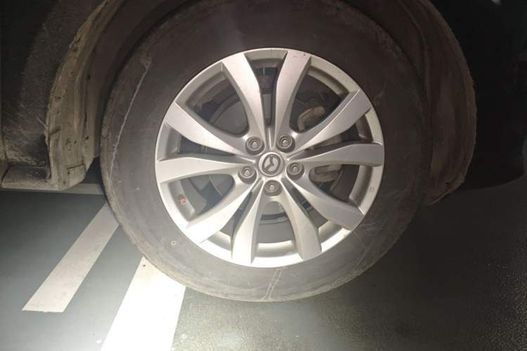 Used Mazda CX-7 2014 2.3T Smart All-Wheel Drive Supreme Edition Right Front Wheel Hub
