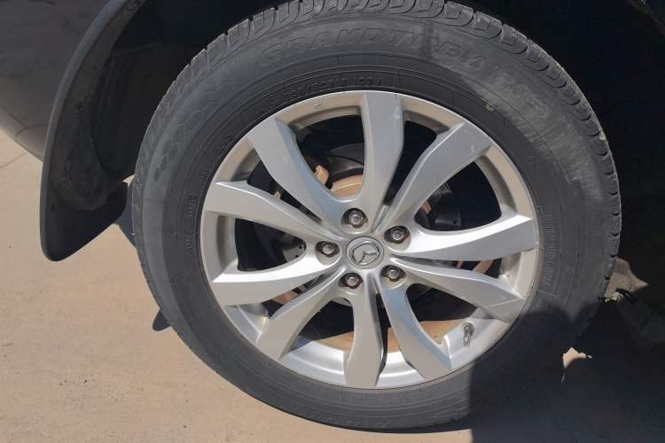Used Mazda CX-7 2014 2.3T Smart All-Wheel Drive Supreme Edition Right Rear Wheel Hub