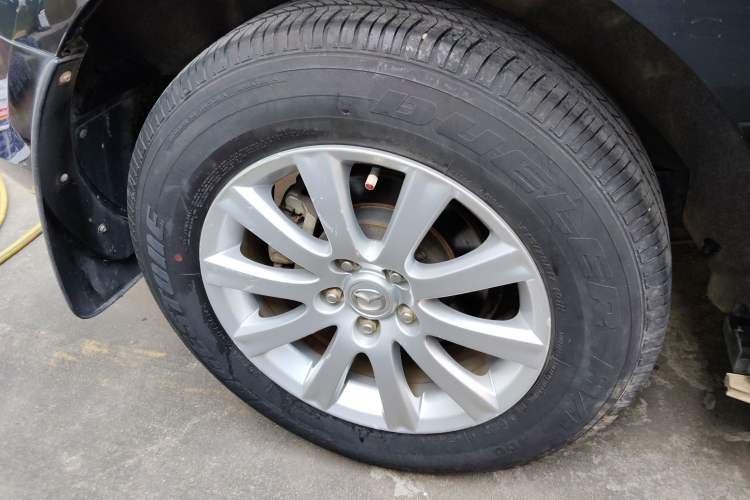 Used Mazda CX-7 2014 2.5L 2WD Fashion Edition Right Rear Wheel Hub