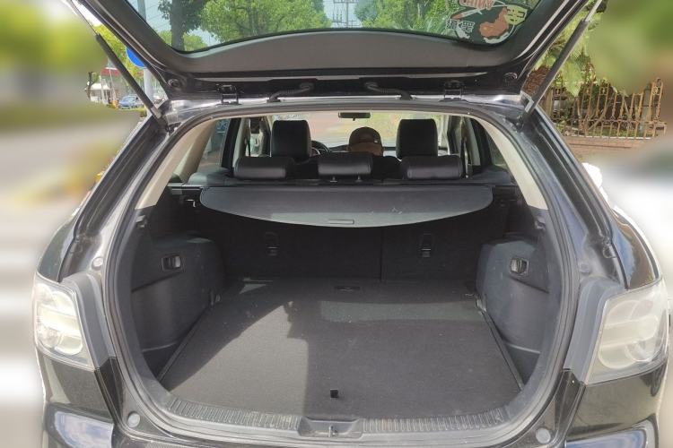 Used Mazda CX-7 2014 2.5L 2WD Luxury Edition Trunk