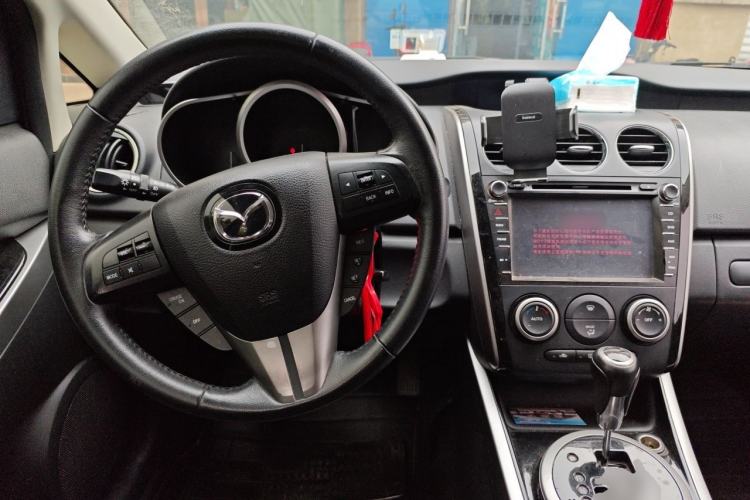 Used Mazda CX-7 2014 2.5L 2WD Luxury Edition Center Console