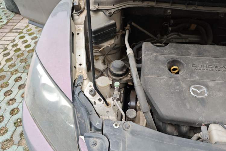 Used Mazda CX-7 2014 2.5L 2WD Luxury Edition Engine Bay Right