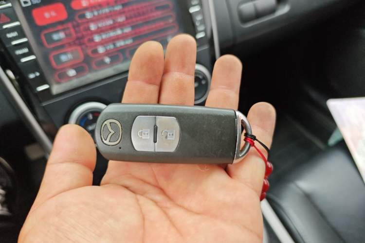 Used Mazda CX-7 2014 2.5L 2WD Luxury Edition Vehicle Key