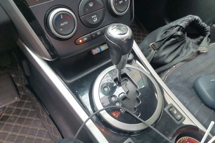 Used Mazda CX-7 2014 2.5L 2WD Luxury Edition Gear Lever