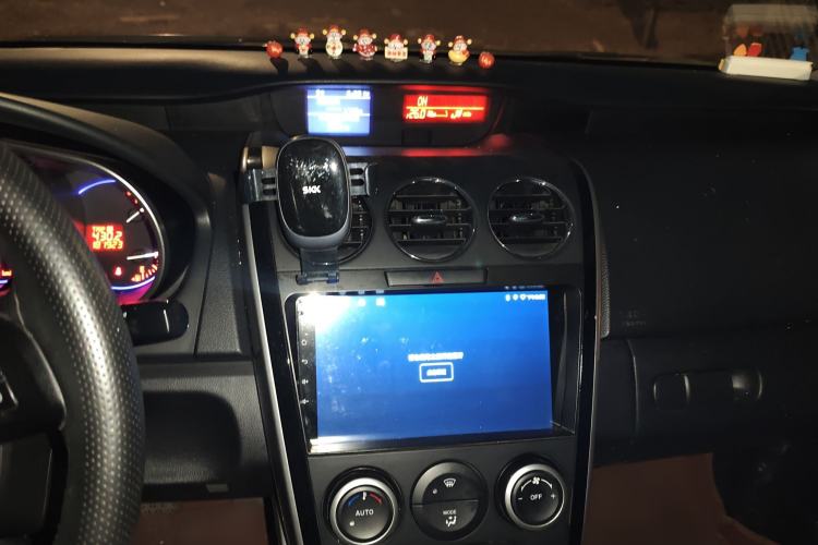 Used Mazda CX-7 2014 2.5L 2WD Luxury Edition Audio And AC Panel