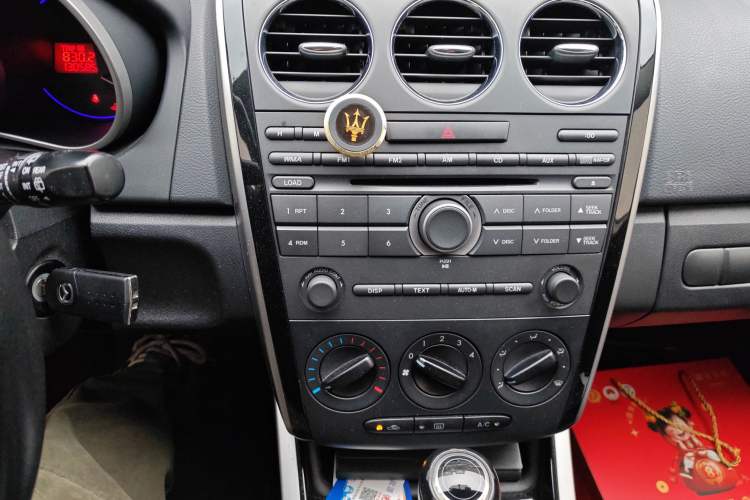 Used Mazda CX-7 2014 2.5L 2WD Fashion Edition Audio And AC Panel