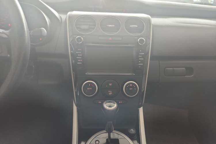 Used Mazda CX-7 2014 2.3T Smart All-Wheel Drive Supreme Edition Audio And AC Panel