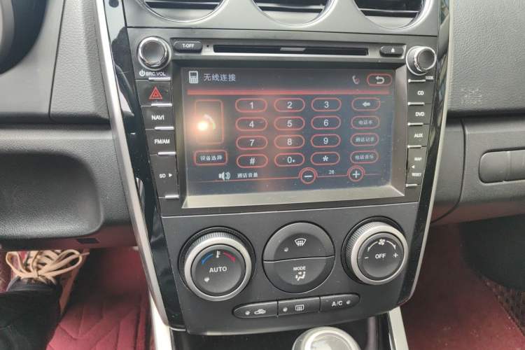 Used Mazda CX-7 2014 2.3T Smart All-Wheel-Drive Sport Edition Audio And AC Panel