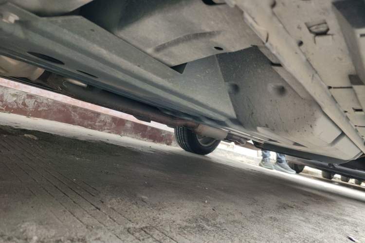 Used Mazda CX-7 2014 2.5L 2WD Premium Edition Chassis Front Left