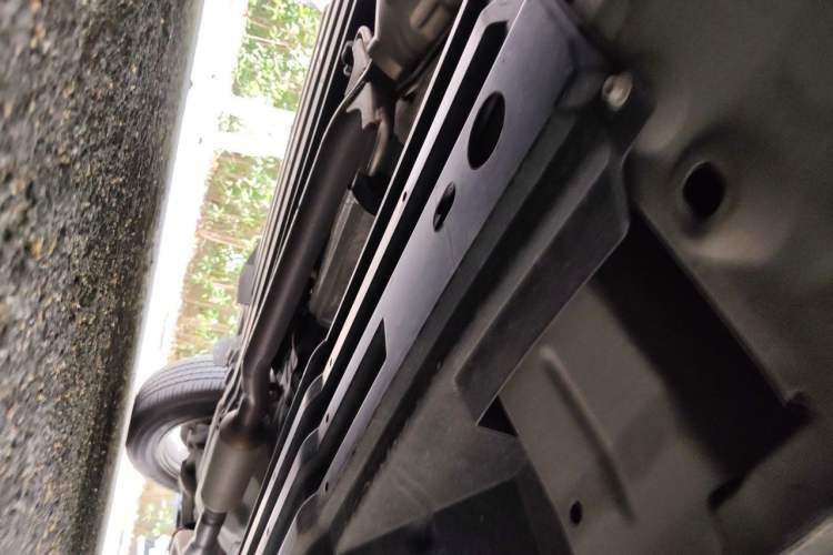 Used Mazda CX-7 2014 2.5L 2WD Premium Edition Chassis Front Left