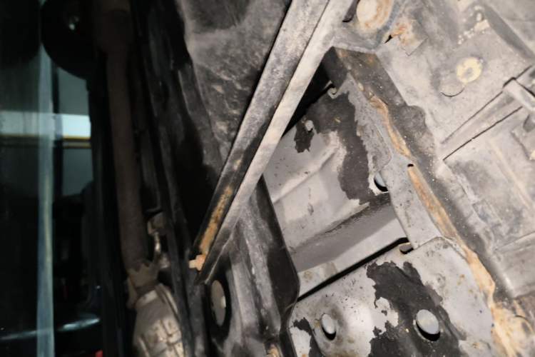 Used Mazda CX-7 2014 2.5L 2WD Luxury Edition Chassis Front Right