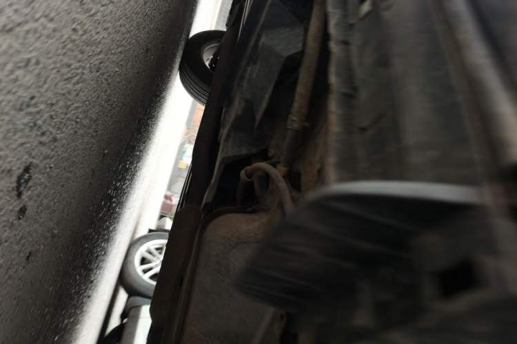 Used Mazda CX-7 2014 2.5L 2WD Fashion Edition Chassis Rear Left