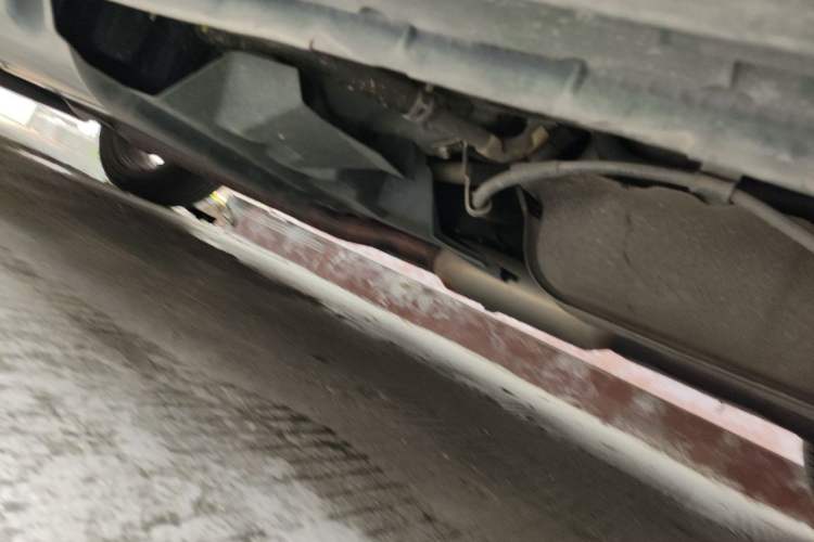 Used Mazda CX-7 2014 2.5L 2WD Premium Edition Chassis Rear Left