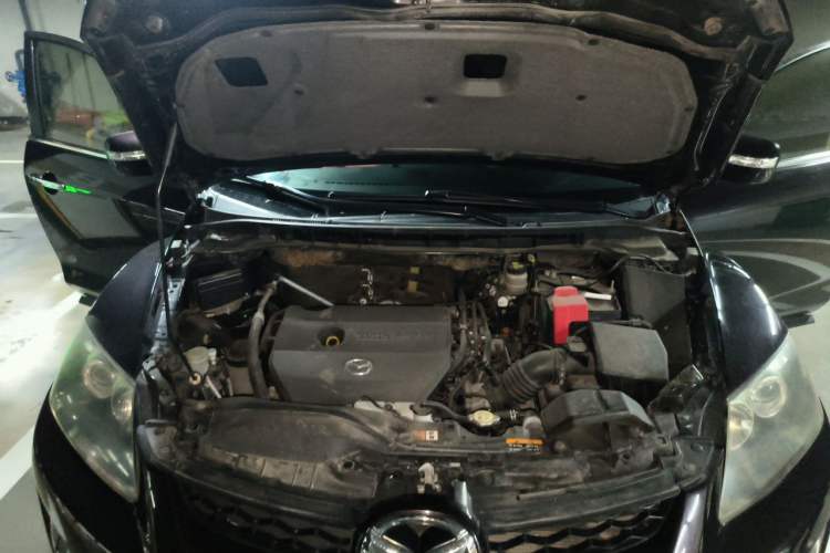 Used Mazda CX-7 2014 2.5L 2WD Luxury Edition Engine Bay