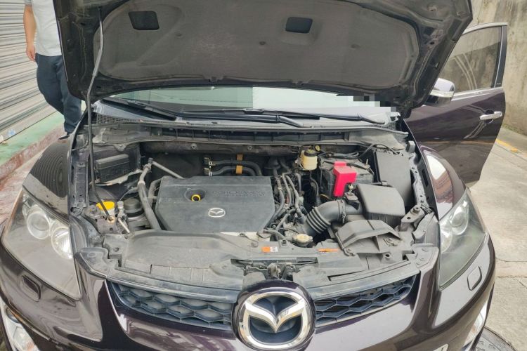 Used Mazda CX-7 2014 2.5L 2WD Premium Edition Engine Bay