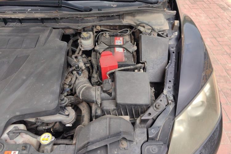 Used Mazda CX-7 2014 2.3T Smart All-Wheel Drive Supreme Edition Engine Bay Left