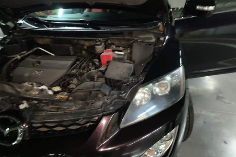 Used Mazda CX-7 2014 2.5L 2WD Luxury Edition Engine Bay Left