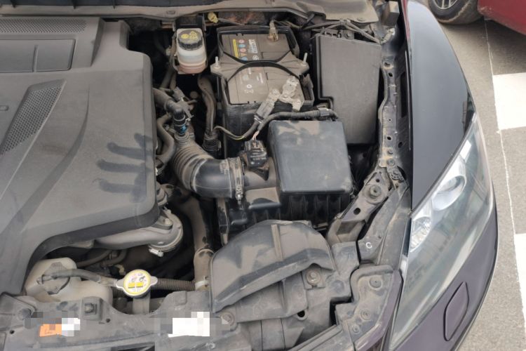 Used Mazda CX-7 2014 2.3T Smart All-Wheel Drive Supreme Edition Engine Bay Left