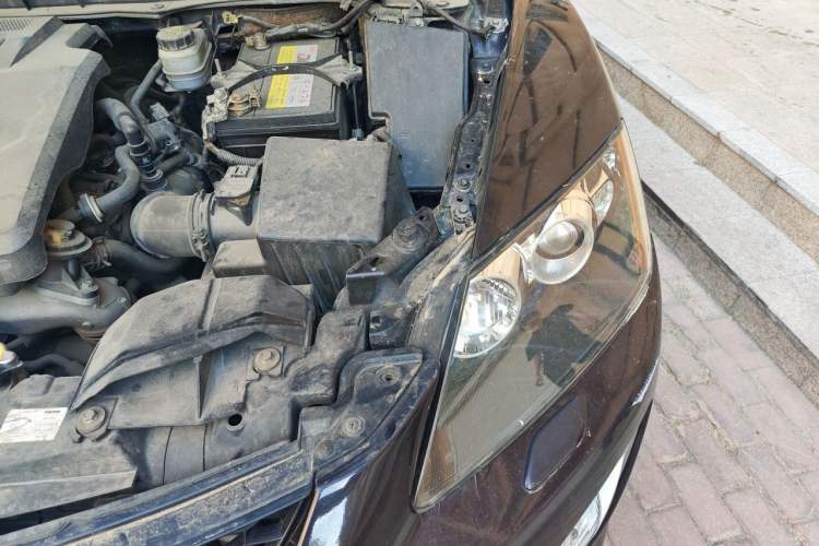 Used Mazda CX-7 2014 2.3T Smart All-Wheel Drive Supreme Edition Engine Bay Left