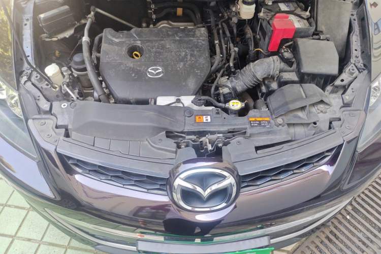 Used Mazda CX-7 2014 2.5L 2WD Luxury Edition Engine Bay