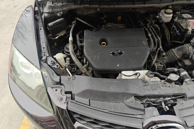 Used Mazda CX-7 2014 2.5L 2WD Fashion Edition Engine Bay Right