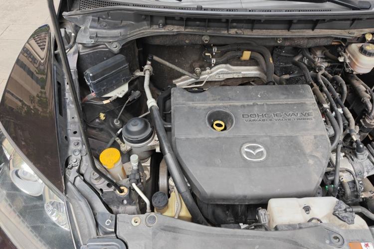 Used Mazda CX-7 2014 2.5L 2WD Premium Edition Engine Bay Right
