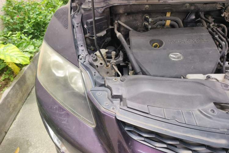 Used Mazda CX-7 2014 2.5L 2WD Luxury Edition Engine Bay Right