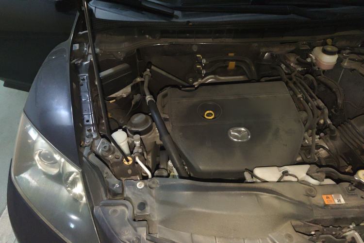 Used Mazda CX-7 2014 2.5L 2WD Fashion Edition Engine Bay Right