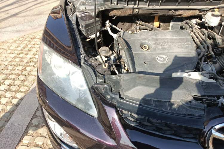 Used Mazda CX-7 2014 2.5L 2WD Fashion Edition Engine Bay Right