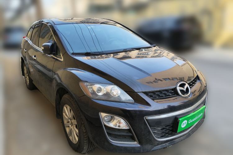 Used Mazda CX-7 2014 2.5L 2WD Luxury Edition Front Right 45 Deg