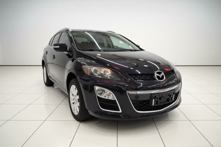 Used Mazda CX-7 2014 2.5L 2WD Luxury Edition Front Right 45 Deg