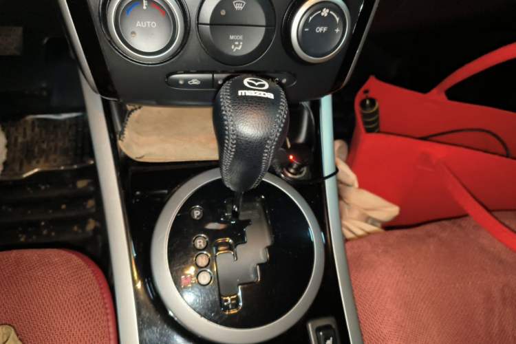 Used Mazda CX-7 2014 2.5L 2WD Luxury Edition Gear Lever