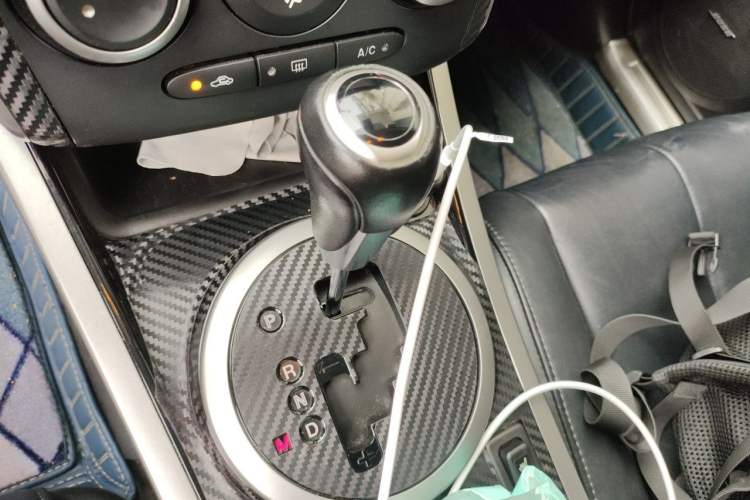 Used Mazda CX-7 2014 2.5L 2WD Premium Edition Gear Lever