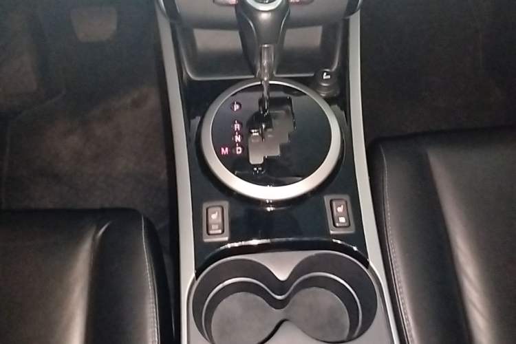 Used Mazda CX-7 2014 2.3T Smart All-Wheel Drive Supreme Edition Gear Lever