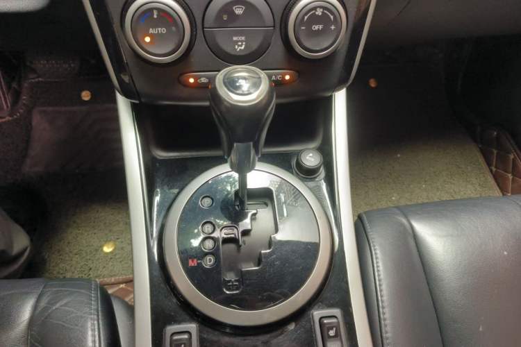 Used Mazda CX-7 2014 2.5L 2WD Luxury Edition Gear Lever
