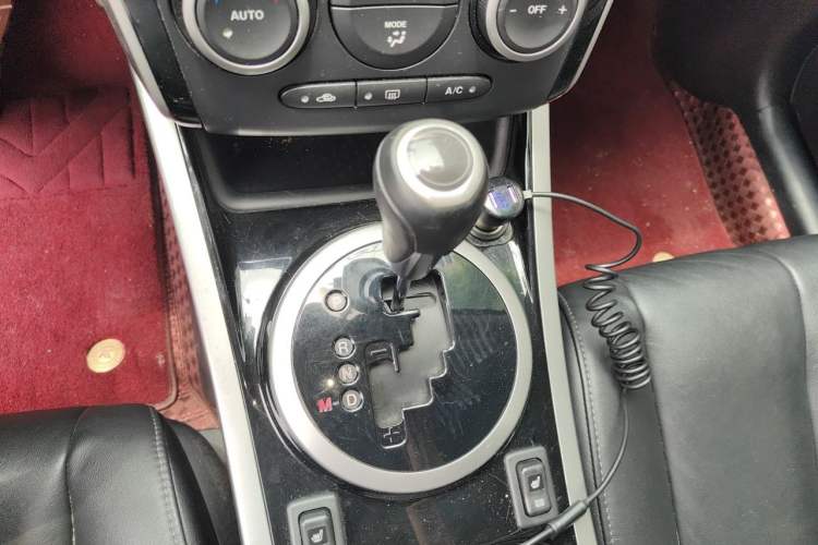 Used Mazda CX-7 2014 2.3T Smart All-Wheel-Drive Sport Edition Gear Lever
