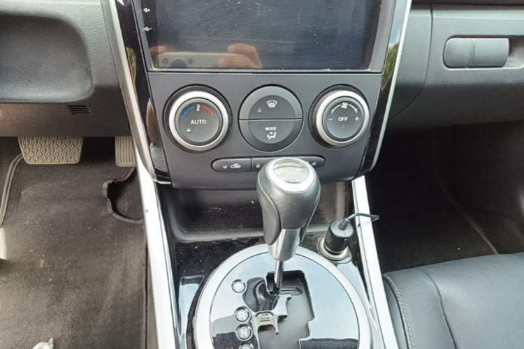 Used Mazda CX-7 2014 2.5L 2WD Luxury Edition Gear Lever