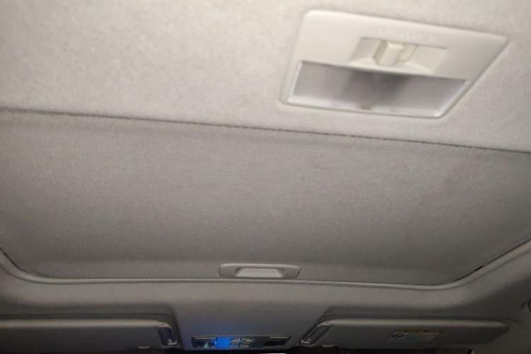 Used Mazda CX-7 2014 2.5L 2WD Luxury Edition Headliner