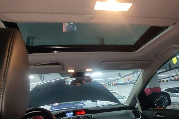 Used Mazda CX-7 2014 2.5L 2WD Premium Edition Headliner