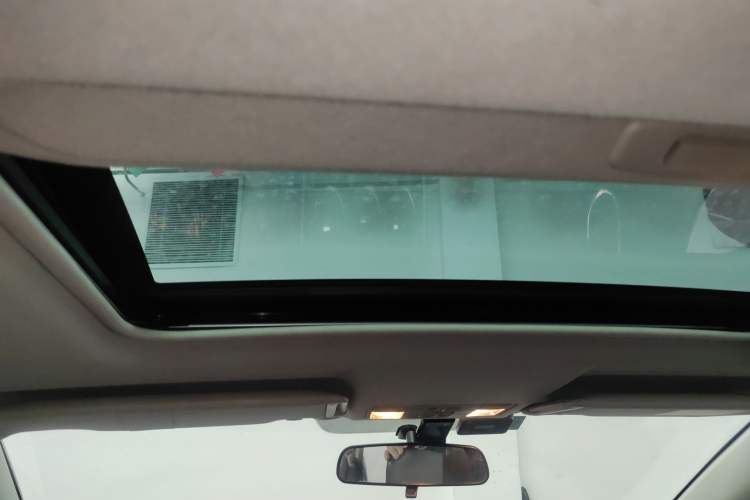 Used Mazda CX-7 2014 2.3T Smart All-Wheel-Drive Sport Edition Headliner