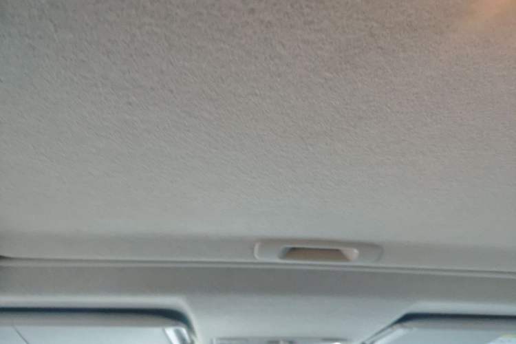 Used Mazda CX-7 2014 2.5L 2WD Premium Edition Headliner