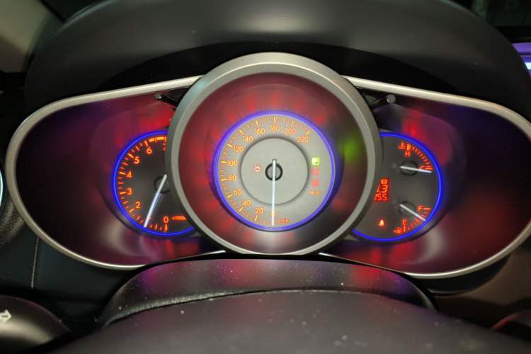 Used Mazda CX-7 2014 2.5L 2WD Luxury Edition Instrument Cluster