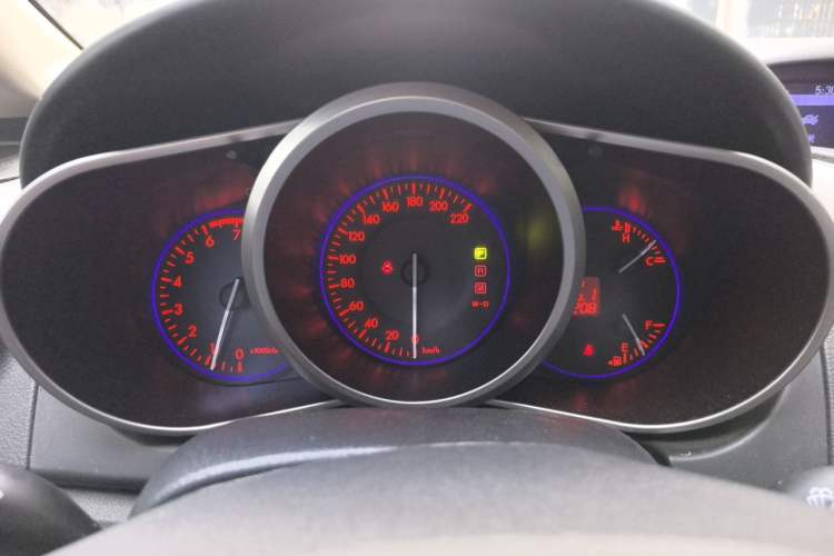 Used Mazda CX-7 2014 2.5L 2WD Luxury Edition Instrument Cluster