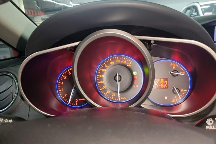 Used Mazda CX-7 2014 2.5L 2WD Premium Edition Instrument Cluster