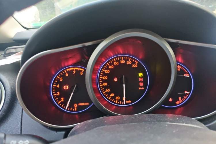 Used Mazda CX-7 2014 2.5L 2WD Premium Edition Instrument Cluster
