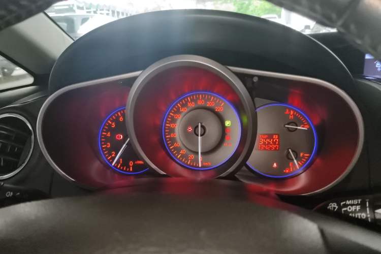 Used Mazda CX-7 2014 2.3T Smart All-Wheel Drive Supreme Edition Instrument Cluster