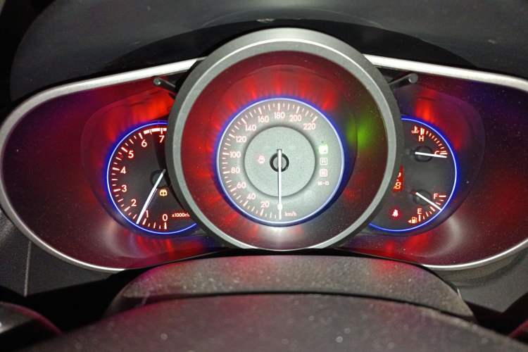 Used Mazda CX-7 2014 2.5L 2WD Fashion Edition Instrument Cluster