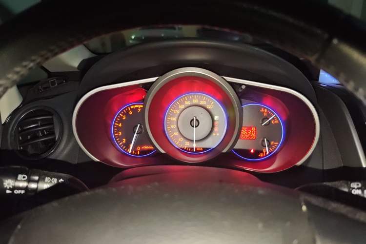 Used Mazda CX-7 2014 2.5L 2WD Fashion Edition Instrument Cluster