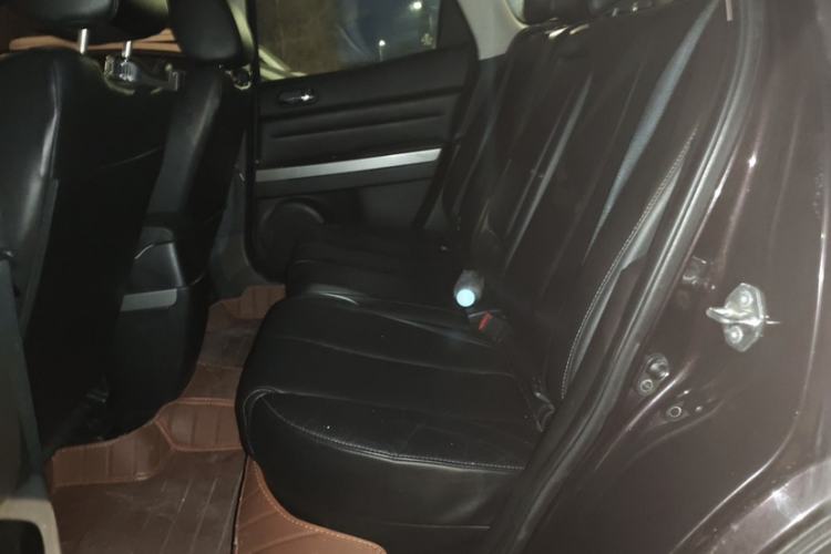 Used Mazda CX-7 2014 2.5L 2WD Luxury Edition Interior 3