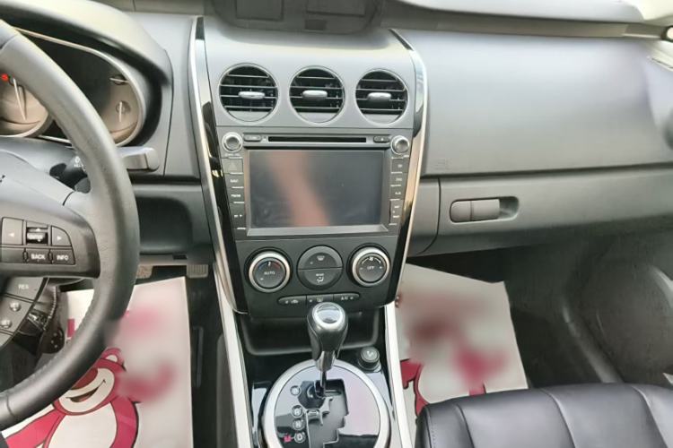 Used Mazda CX-7 2014 2.5L 2WD Luxury Edition Interior 3